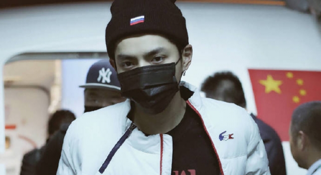 吴亦凡穿搭：天冷了！吴亦凡这么穿羽绒服