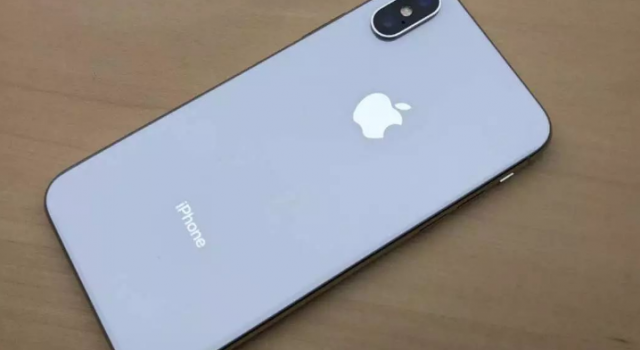 新配色iPhone X、8即将发布 还有这个惊喜