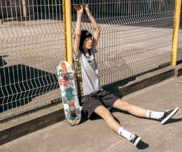 Vans迷彩风新品 彰显都市滑板主题