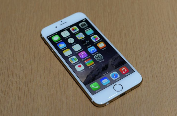 苹果手机qq闪退 用户都认为自己用了假iPhone