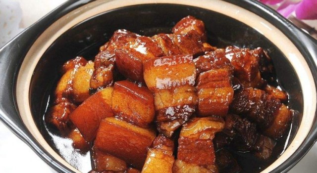 红烧肉怎么做好吃不腻 这个方法你要学