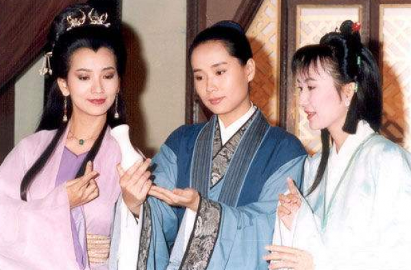 白蛇原班人马重现荧幕 大家都觉时光的流逝,一去不再有