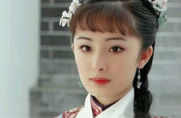 “带货女王”杨幂早年古装照曝光，皮肤娇嫩元气满满