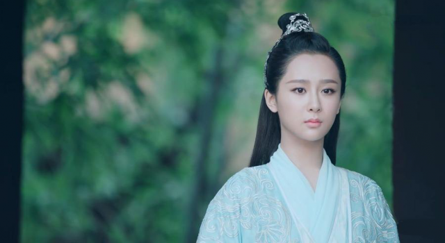 杨紫《欢乐颂》后再推力作 新作《蜜汁炖鱿鱼》已杀青