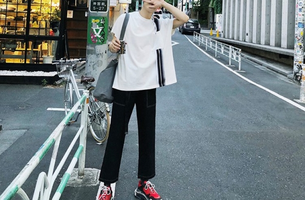 显瘦又显腿长的阔腿裤，你真的不愿意尝试一下嘛?