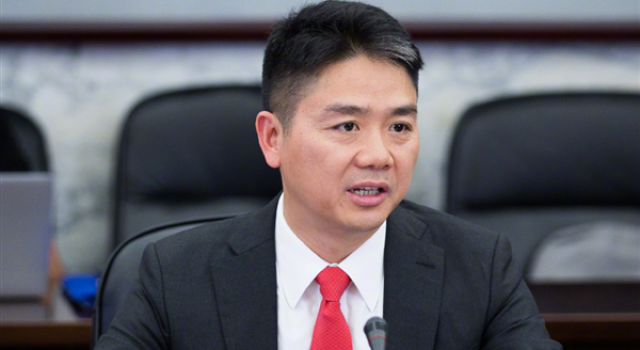 刘强东已回国 刘强东涉嫌性侵被捕,现发朋友圈称已回国