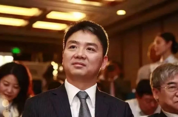 刘强东已经回国 京东形象受到这次风波多少负面影响？