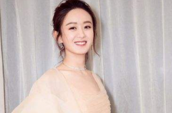 赵丽颖方辟谣 难不成又是套路？怀孕到底真的假的？