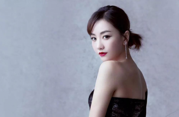 杨蓉为什么红不起来 娱乐圈捧不红的女星还有谁？