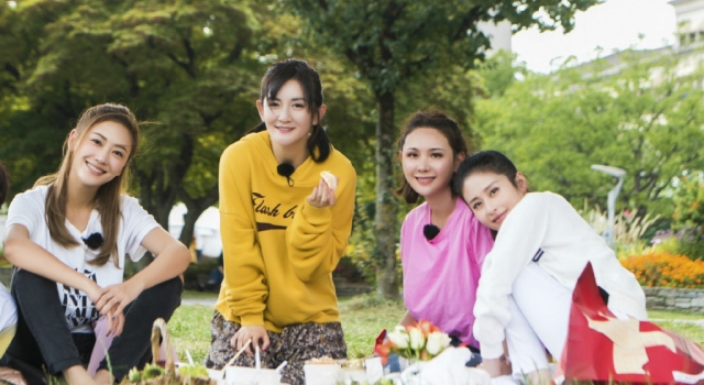 《妻子》颖儿谈产后危机 与应采儿谢娜产生分歧