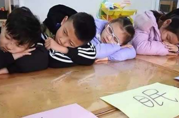小时候没睡够会胖是真的吗？肥胖和睡眠为何会有关系？