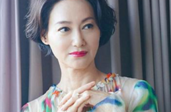 惠英红首谈初恋 美国水兵的告白让她思念至今