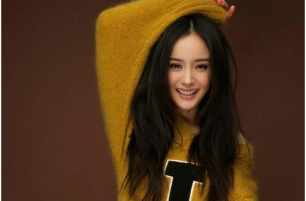 杨幂为啥不是金鹰女神？却捧出了一个金鹰女神
