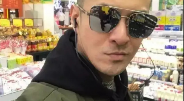 萧亚轩近况 前男友都是帅气渣男 知名天后成跑场艺人