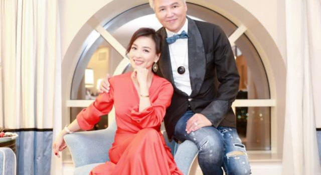 张庭夫妇纳税21亿说明微商真的很赚钱？！网友：都是暴利