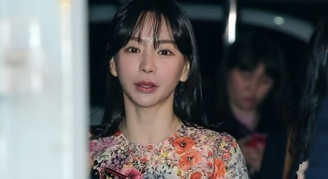 黄荷娜吸毒让公司蒙羞，家族企业都与她划清界限