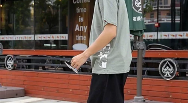 帅气的男友力穿搭 一起感受原宿风的无限魅力吧