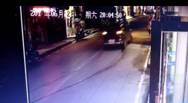重庆驾车撞人事故 重伤9人 4人死亡 车祸情况详细了解