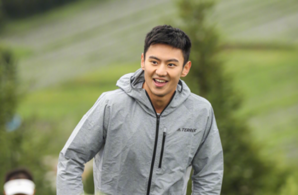 宁泽涛否认被包养传闻！正式发律师声明回应傍富婆谣言