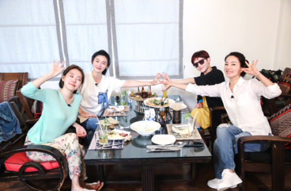 阿雅回应与大s友谊为她洗白！称她有一颗温柔的豆腐心