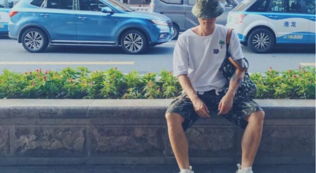 男生夏天衣服的个性选择 带给你最时尚的一面