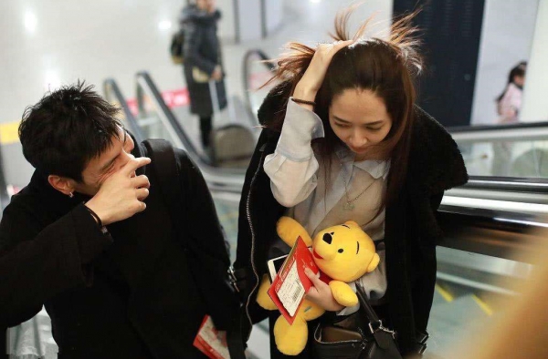 向太否认向佐结婚 只是婚前体验 真正婚姻需接受考验