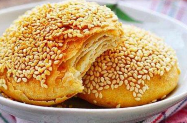 家庭自制烧饼的做法 鲜香酥软 学会都可以摆摊了