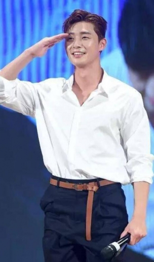男人夏天适合穿什么裤子 这三款舒服透气堪比空调