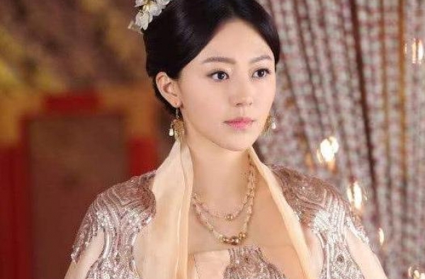 三生三世：素锦为什么不能得到夜华的爱？全因为夜华的一个梦