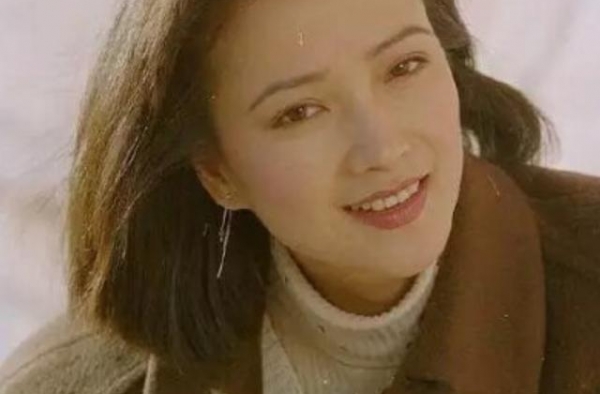 把青春给了刘威，却给许亚军生了孩子，为何最终选择了廖京生？