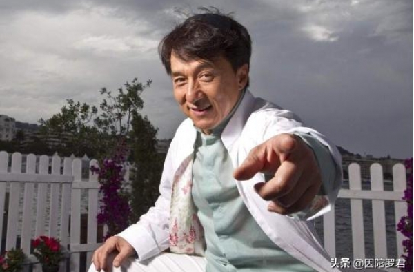 吴京靠《战狼》，甄子丹靠《叶问》，48岁赵文卓终于选对角色了