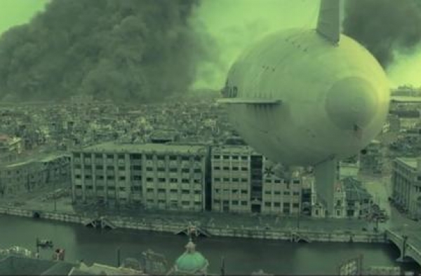 《八佰》首日上映票房破3.4亿，出镜不到两分钟的郑恺实在惊艳