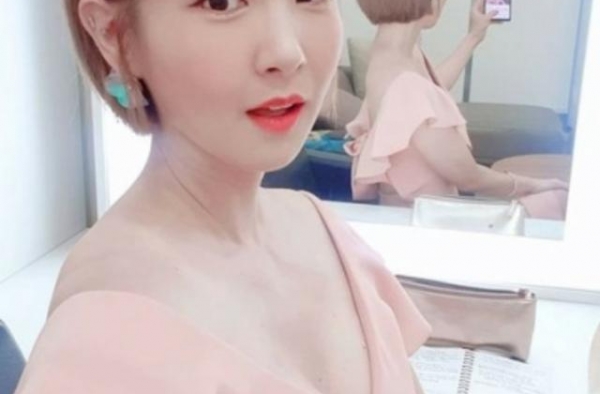 韩国美女主持人与丈夫离婚，起因是“洁癖”？