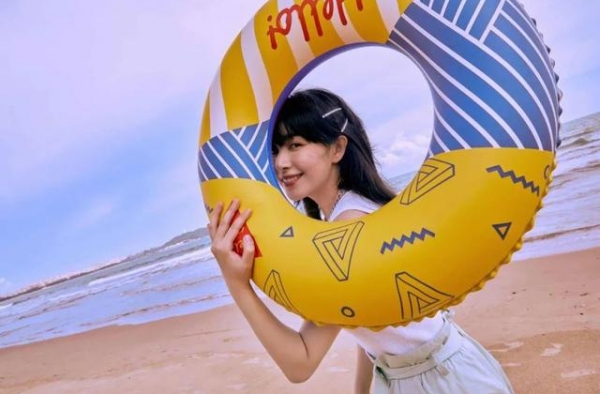 阚清子经历了什么？变回长发后竟然美到我不敢认