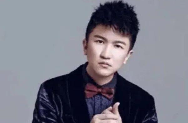 娱乐圈非常令人厌恶的五大明星，每个的言行举止都令人费解