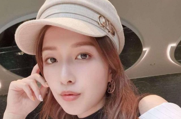 李泽楷女友欢庆28岁生日，发文感谢好友帮忙，却只字未提李泽楷