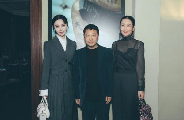 曾被夸男人楷模，今却与范冰冰十指相扣惹争议，廖凡为何自毁名声