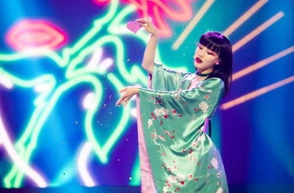 “小作精”黄龄：“作”自己的事情，又没有影响到别人