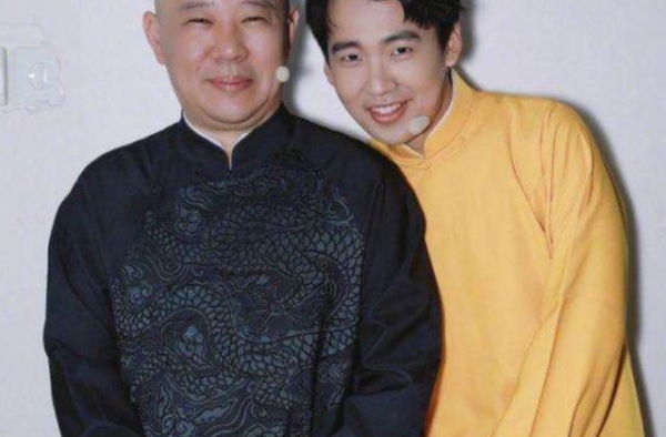 相声界一哥郭德纲豪宅：让人感觉是拍摄场地，满满爱国念旧情怀