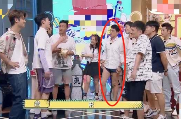 46岁王耀庆穿超短裤遭质疑，胡军王鹤棣直言太短，现成油腻男？