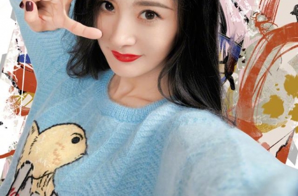 杨幂过生日，上热搜的却是迪丽热巴，蔡徐坤无辜被发黑图