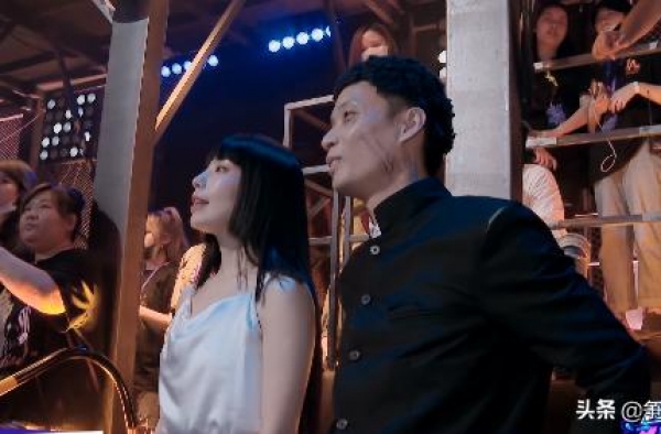 黄潇大比分碾压，苏恋雅心服口服，钟汉良提前认输