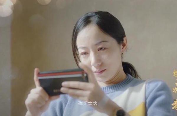 陈数用家乡湖北话推荐首部抗疫剧《最美逆行者》
