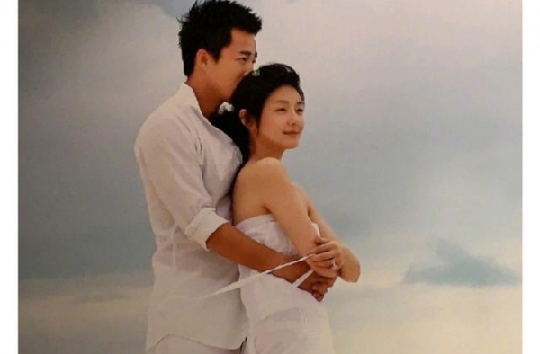 汪小菲夜会美女变第二个王岳伦？台媒曝大S豪购千万奢侈品疑解忧