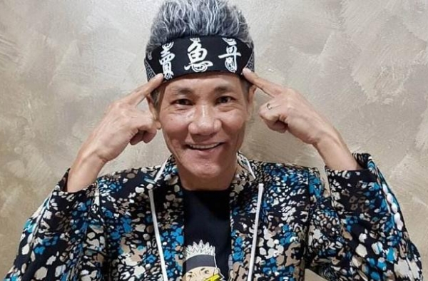 这位被杠精“杠”到爆火的新加坡老江湖，要登上大银幕了
