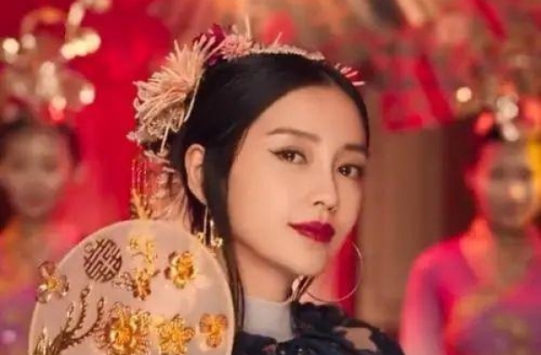 周冬雨baby、易烊千玺、靳东、贾乃亮李小璐、李佳航、卜冠今