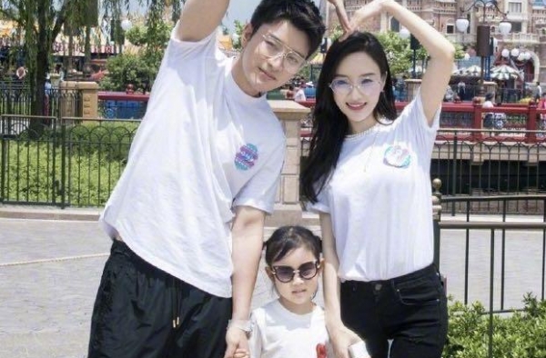 真复合了？贾乃亮再次现身李小璐住所，网友：这是被绿的不够惨吗
