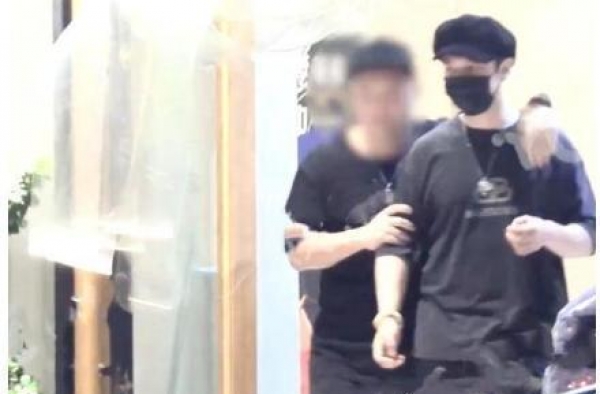 李晨印小天冰释前嫌 曾因“插刀事件”兄弟反目