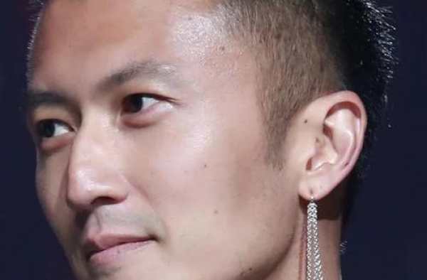 谢霆锋为什么能那么红呢