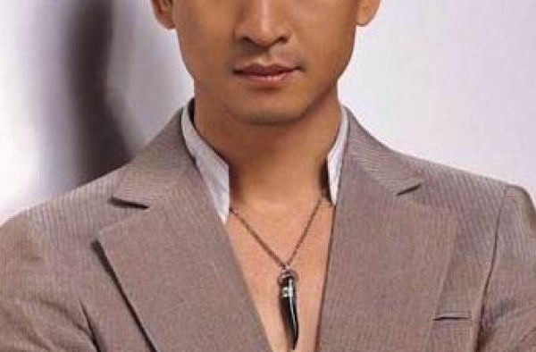 周杰晒豪宅伤感发文：世界太美好舍不得离开，网友：想开点